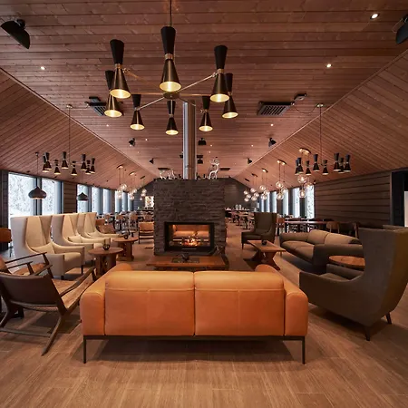 Northern Lights Village Resort 4*