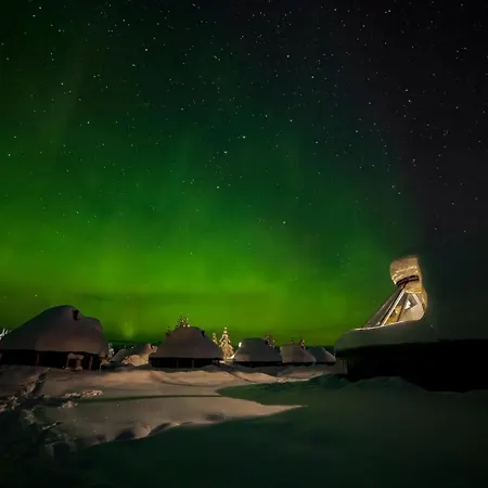 リゾート Northern Lights Village レヴィ