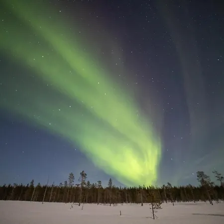Northern Lights Village 4*