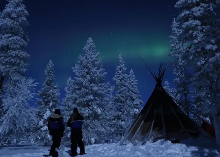 Northern Lights Village 4*